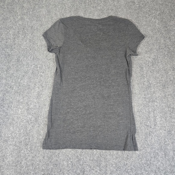 Genuine Merchandise Pittsburgh Pirates V-Neck Graphic Tee Shirt Small - Picture 7 of 9